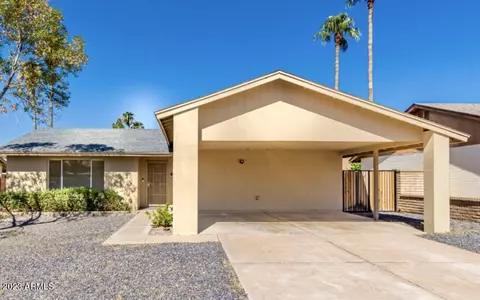 2010 E Yale Dr, Tempe, AZ 85283 photo 1