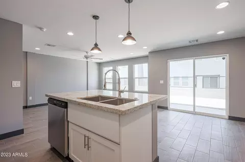 924 E Old Southern Ave, Phoenix, AZ 85040 photo 18