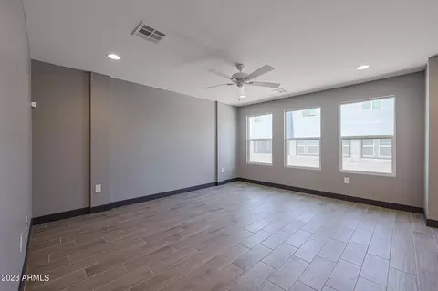 924 E Old Southern Ave, Phoenix, AZ 85040 photo 9