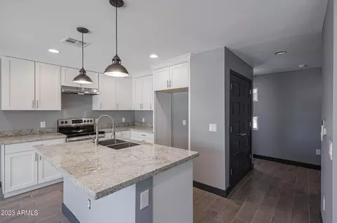 924 E Old Southern Ave, Phoenix, AZ 85040 photo 16