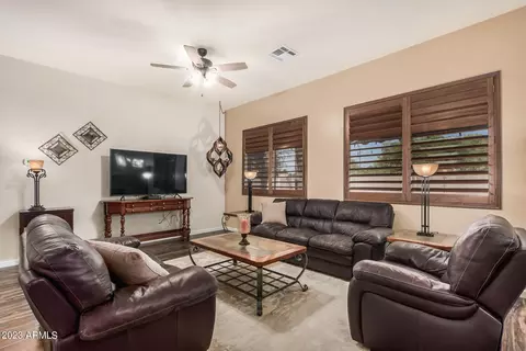 2156 S Heritage Dr, Gilbert, AZ 85295 photo 12