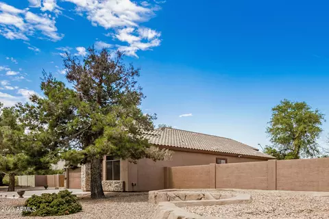 2156 S Heritage Dr, Gilbert, AZ 85295 photo 5