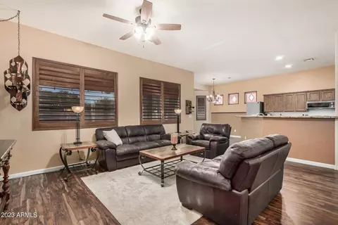2156 S Heritage Dr, Gilbert, AZ 85295 photo 11
