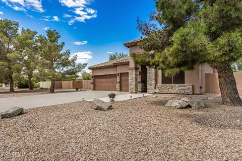2156 S Heritage Dr, Gilbert, AZ 85295 photo 8