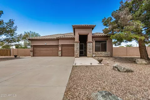 2156 S Heritage Dr, Gilbert, AZ 85295 photo 2