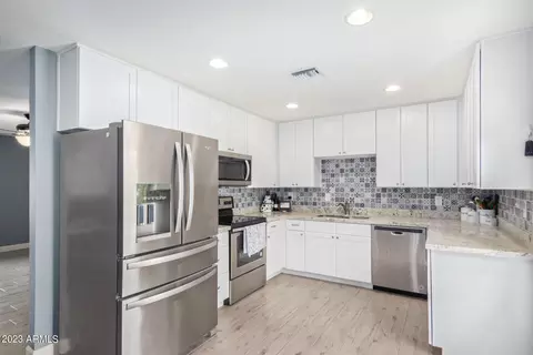 4044 E Tamaya St, Phoenix, AZ 85044 photo 7