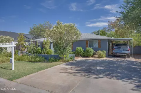 915 E Montebello Ave, Phoenix, AZ 85014 photo 5