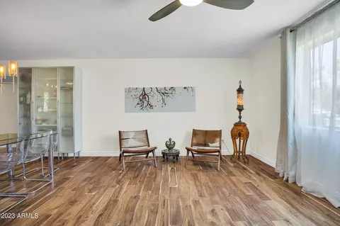 915 E Montebello Ave, Phoenix, AZ 85014 photo 9