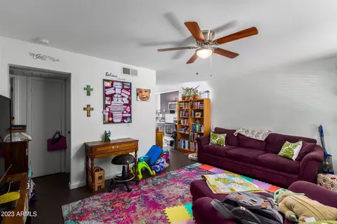 3034 N 35th St, Phoenix, AZ 85018 photo 5