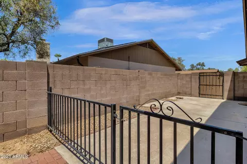 4501 E Kelton Ln, Phoenix, AZ 85032 photo 37