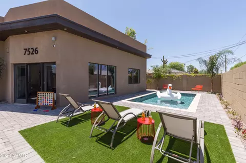 7526 E Camelback Rd, Scottsdale, AZ 85251