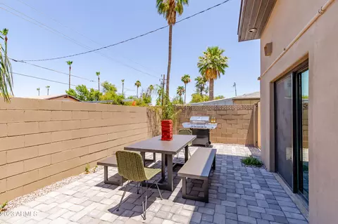 7526 E Camelback Rd, Scottsdale, AZ 85251 photo 4