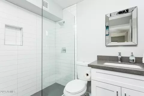 7526 E Camelback Rd, Scottsdale, AZ 85251 photo 15