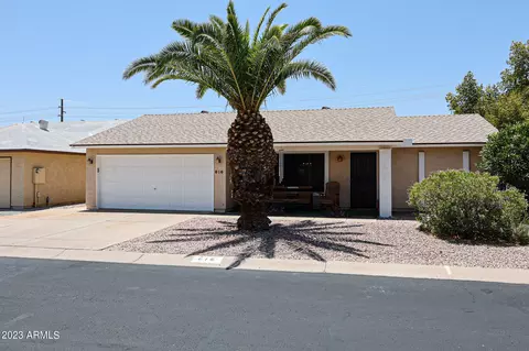 616 S 76th Pl, Mesa, AZ 85208
