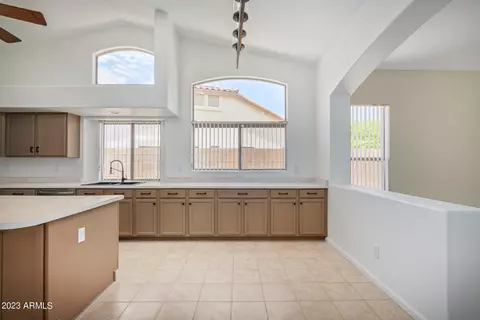 22827 N Romo Loop, Phoenix, AZ 85027 photo 16
