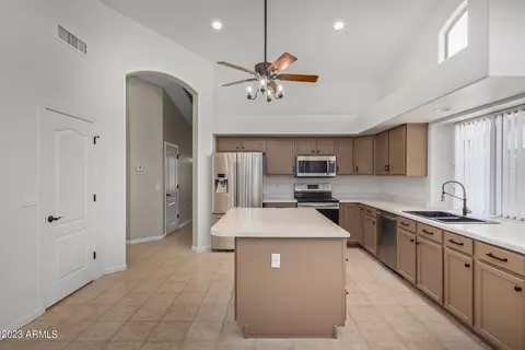 22827 N Romo Loop, Phoenix, AZ 85027 photo 17
