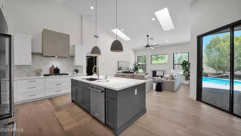 10881 N 120th St, Scottsdale, AZ 85259