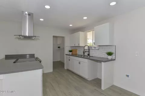 6043 N 32nd Ave, Phoenix, AZ 85017 photo 8