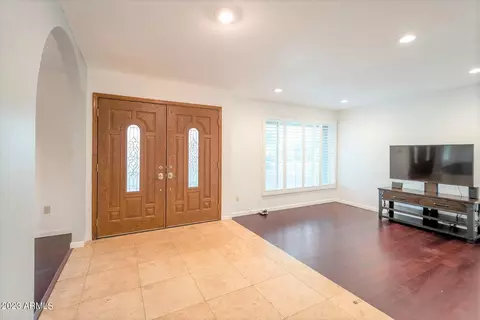 1926 E Diamond Dr, Tempe, AZ 85283 photo 9