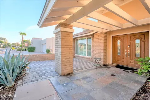1926 E Diamond Dr, Tempe, AZ 85283 photo 2