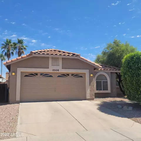 2906 E Brookwood Ct, Phoenix, AZ 85048