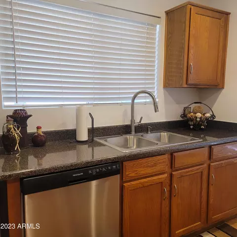 2906 E Brookwood Ct, Phoenix, AZ 85048 photo 5