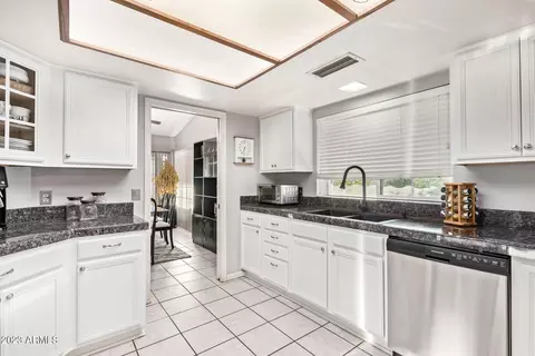 4301 E Blanche Dr, Phoenix, AZ 85032 photo 15