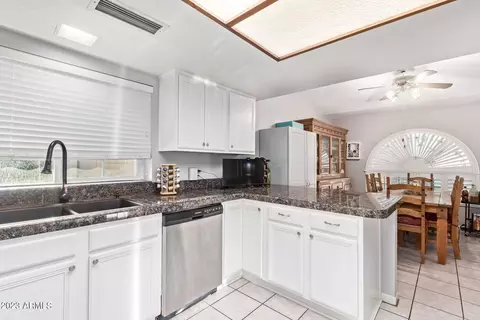 4301 E Blanche Dr, Phoenix, AZ 85032 photo 14