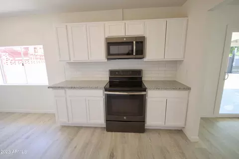 6541 N 41st Ave, Phoenix, AZ 85019 photo 17