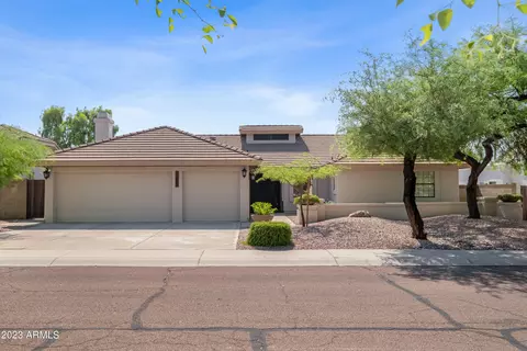 13009 S 37th Pl, Phoenix, AZ 85044 photo 2