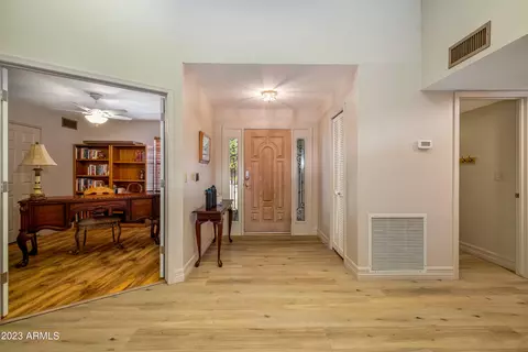 13009 S 37th Pl, Phoenix, AZ 85044 photo 4
