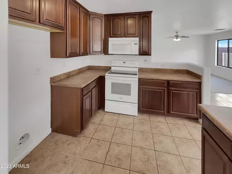 5572 E Oasis Ct, Florence, AZ 85132 photo 18