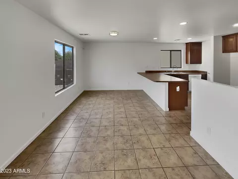 5572 E Oasis Ct, Florence, AZ 85132 photo 13