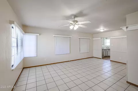 9044 N 2nd Dr, Phoenix, AZ 85021 photo 2