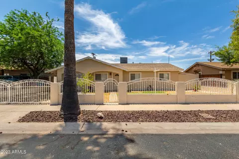 3929 W Lynwood St, Phoenix, AZ 85009