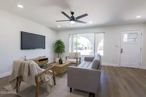 3415 E Altadena Ave, Phoenix, AZ 85028 photo 2
