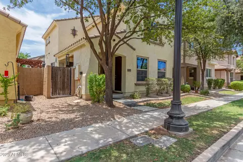 3337 E Jasper Dr, Gilbert, AZ 85296 photo 3