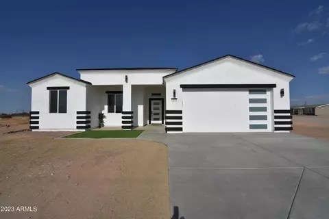 1088 S 367th Ave, Tonopah, AZ 85354