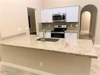 4232 E Taro Ln, Phoenix, AZ 85050 photo 3