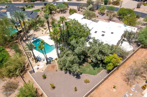 View/Area - 4615 E Palomino Rd, Phoenix, AZ 85018 photo 6 of 15