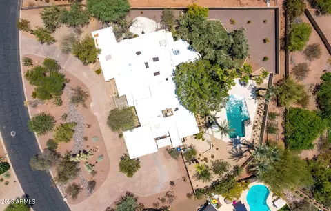 View/Area - 4615 E Palomino Rd, Phoenix, AZ 85018 photo 12 of 15