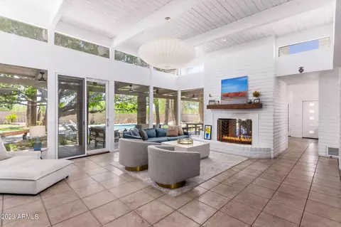 Living - 4615 E Palomino Rd, Phoenix, AZ 85018 photo 1 of 11