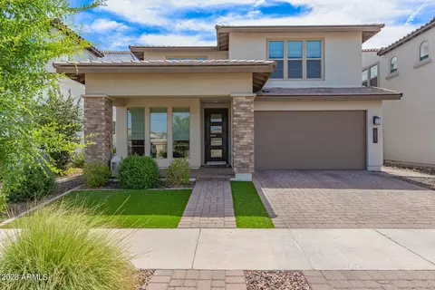 1811 S Wallrade Ln, Gilbert, AZ 85295