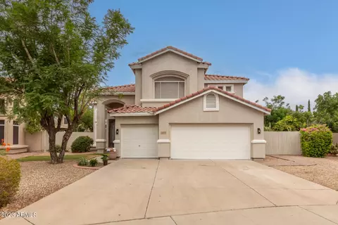 5952 W Lone Cactus Dr, Glendale, AZ 85308