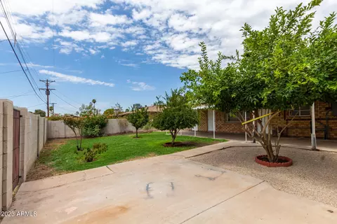 4027 W Keim Dr, Phoenix, AZ 85019 photo 24