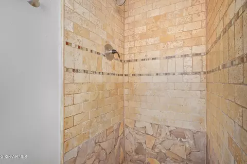 4027 W Keim Dr, Phoenix, AZ 85019 photo 13