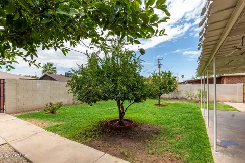 4027 W Keim Dr, Phoenix, AZ 85019 photo 23