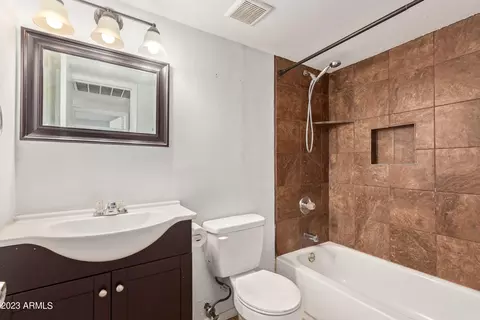5812 S 46th Pl, Phoenix, AZ 85040 photo 9