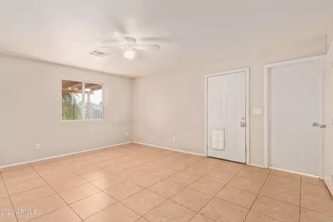 5812 S 46th Pl, Phoenix, AZ 85040 photo 7