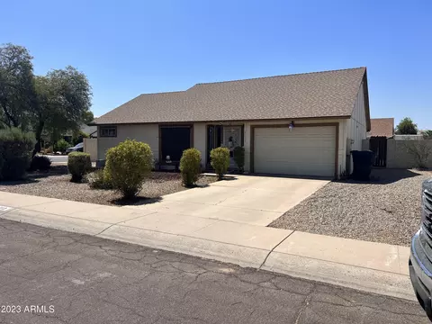 7113 W Mclellan Rd, Glendale, AZ 85303